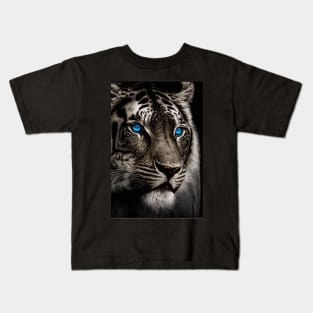 Tiger with blue eyes Kids T-Shirt